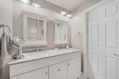 1707 Spyglass Drive #110, Austin, TX 78746 - Photo 18