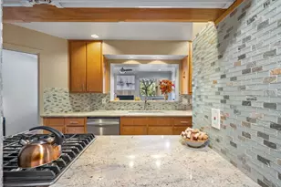 1707 Spyglass Dr, Austin, TX 78746 - Photo 8