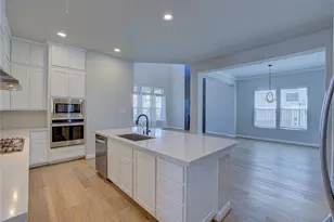 425 Sitlington Ln Ln, Spicewood, TX 78669 - Photo 12