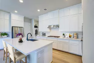 425 Sitlington Ln Ln, Spicewood, TX 78669 - Photo 10