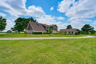 489 Boyd Ln, Rockdale, TX 76567 - Photo 1