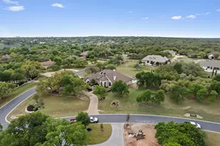 401 River Chase Blvd, Georgetown, TX 78628 - Photo 38