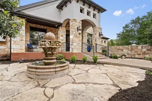 401 River Chase Blvd, Georgetown, TX 78628 - Photo 4