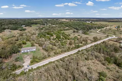 255 Crooked Road, Dale, TX 78616 - Photo 18