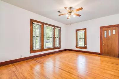 305 W Ash Street, Granger, TX 76530 - Photo 8