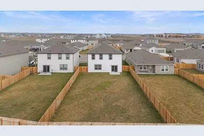 113 Rother Place, Taylor, TX 76574 - Photo 32