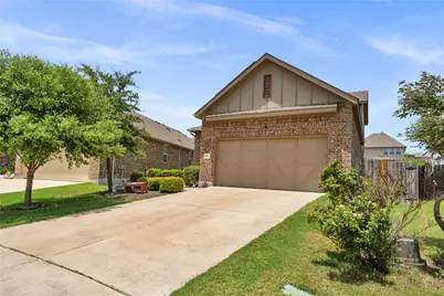 8002 Autumn Moor Bend, Lago Vista, TX 78645 - Photo 2