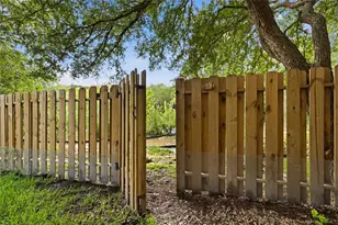 220 Sailmaster St, Lakeway, TX 78734 - Photo 28