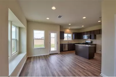 10324 Bankhead Drive, Austin, TX 78747 - Photo 8
