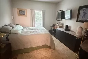 114 E 31st St, Austin, TX 78705 - Photo 4