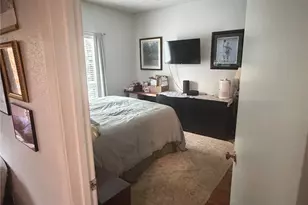 114 E 31st St, Austin, TX 78705 - Photo 6