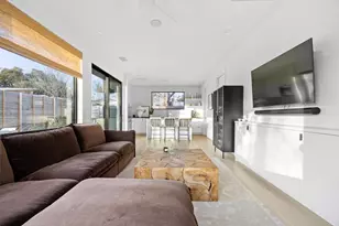 4604 S 2nd St, Austin, TX 78745 - Photo 8