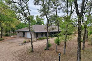 161 Shady Oaks Loop, Cedar Creek, TX 78612 - Photo 10