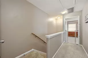 6900 E Riverside Dr, Austin, TX 78741 - Photo 16