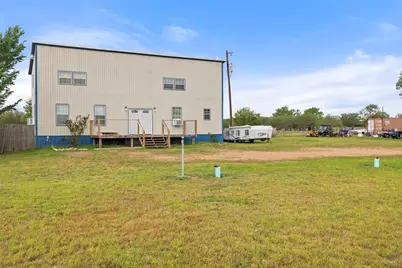 3210 County Rd 226, Giddings, TX 78942 - Photo 4