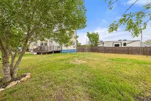 3210 Co Rd 226, Giddings, TX 78942 - Photo 38
