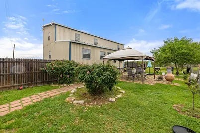 3210 County Rd 226, Giddings, TX 78942 - Photo 36