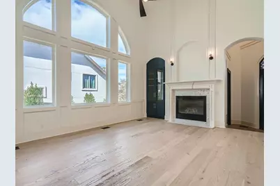2625 McCullough Street, Austin, TX 78703 - Photo 4
