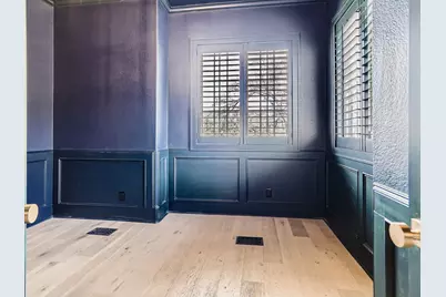 2625 McCullough Street, Austin, TX 78703 - Photo 12