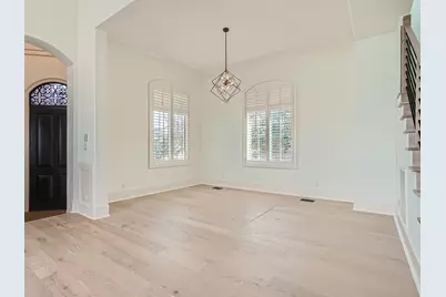 2625 McCullough Street, Austin, TX 78703 - Photo 6