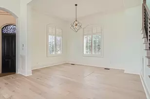 2625 McCullough St, Austin, TX 78703 - Photo 6