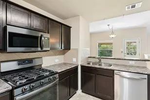 207 Wildcat Dr, Bastrop, TX 78602 - Photo 4
