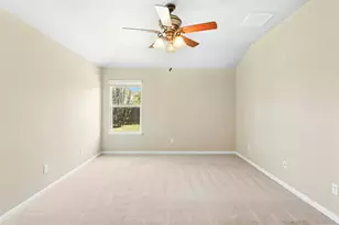 207 Wildcat Dr, Bastrop, TX 78602 - Photo 14