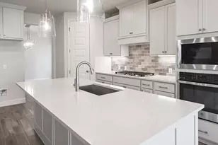 313 Melody Rd, Lockhart, TX 78644 - Photo 8