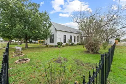 305 East Street, Hutto, TX 78634 - Photo 4