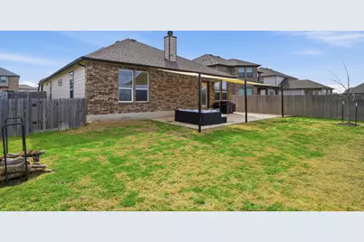 312 Linden Street, Bastrop, TX 78602 - Photo 32