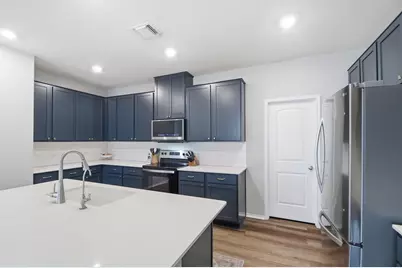 312 Linden Street, Bastrop, TX 78602 - Photo 16