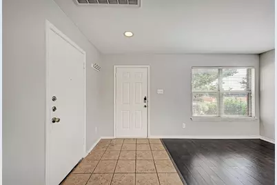 1302 Casa Blanca Cove, Round Rock, TX 78665 - Photo 4