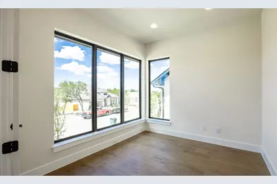 1041 Sunset Hill Way, Georgetown, TX 78628 - Photo 10