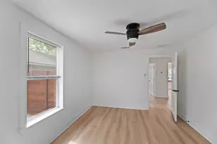 2208 Santa Rita St, Austin, TX 78702 - Photo 14