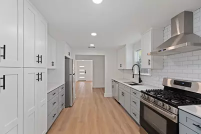 2208 Santa Rita Street, Austin, TX 78702 - Photo 10