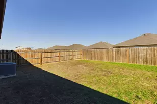 114 Cranbrook Ln, Hutto, TX 78634 - Photo 38