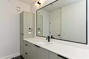 2500 Longview St, Austin, TX 78705 - Photo 12