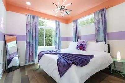 2415 E 10th Street, Austin, TX 78702 - Photo 12