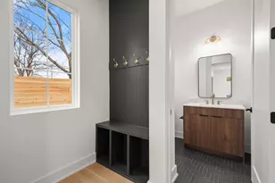 601 Vermont Rd, Austin, TX 78702 - Photo 8