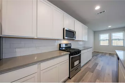 204 Cold Spring Loop, Bastrop, TX 78602 - Photo 22