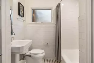 2304 Greenlee Dr, Austin, TX 78703 - Photo 30