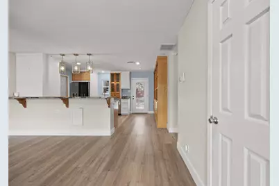 5206 Emerald Forest Drive, Austin, TX 78745 - Photo 8