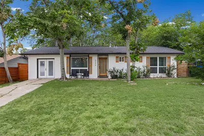 5206 Emerald Forest Drive, Austin, TX 78745 - Photo 2