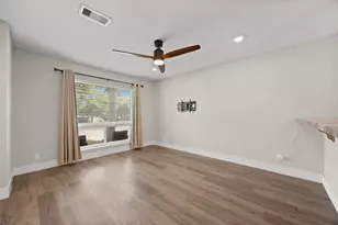 5206 Emerald Forest Dr, Austin, TX 78745 - Photo 6