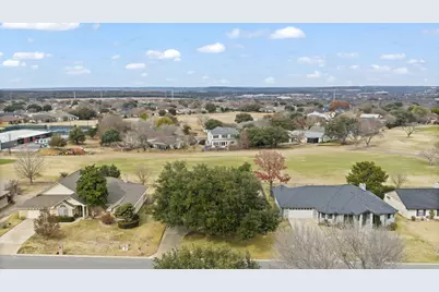 210 Meadowlakes Drive, Meadowlakes, TX 78654 - Photo 22