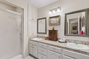 210 Meadowlakes Dr, Meadowlakes, TX 78654 - Photo 14