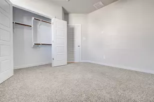 417 Ravens Crst Dr, Hutto, TX 78634 - Photo 18