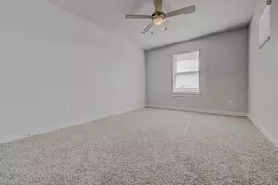 417 Ravens Crst Dr, Hutto, TX 78634 - Photo 24