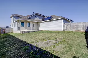 417 Ravens Crst Dr, Hutto, TX 78634 - Photo 30