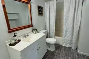622 Trinity St, Lockhart, TX 78644 - Photo 4